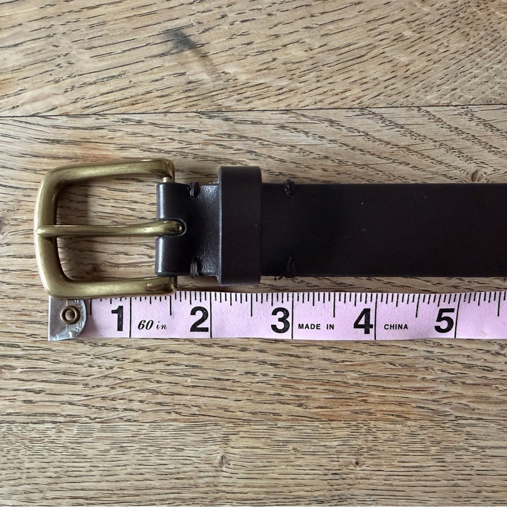 GAP Boys Dark Brown Leather Belt - M - Like New - Picture 2 of 8